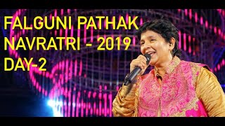 falgunipathak navratri2019 Falguni Pathak Navratri 2019  Day 2 [upl. by Retseh]