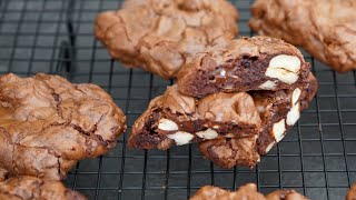 Recette COOKIES BROWNIE Chocolat Noisettes facile [upl. by Aribold]