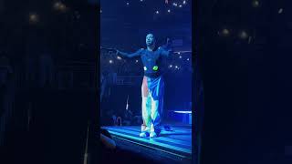 Drake performing Teenage fever [upl. by Weasner]