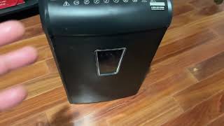 Aurora High Security 8 Sheet Micro Cut Paper Credit Card Shredder Review [upl. by Millard246]