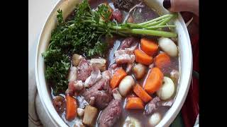 Boeuf Bourguignon traditionnel [upl. by Ravert]